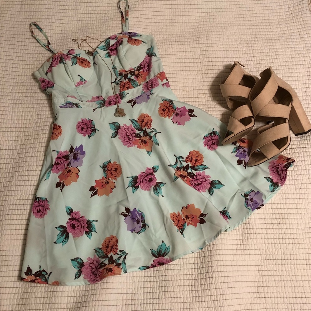 Mimi Chica Floral Mini Dress